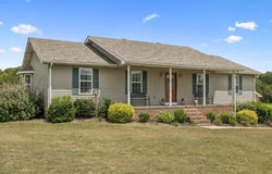221 Main St E, Hickman, TN 38567