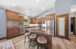 911 67th Avenue, Hudson, WI 54016