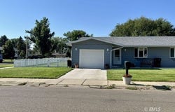 1718 Tompy St, Miles City, MT 59301