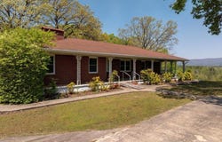 Mena, AR 71953