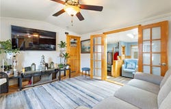 63 East Drive, East Providence, RI 02916