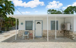 4 Tina Place, Key Largo, FL 33037