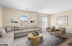8987 MCDOWELL CMNS, MANASSAS, VA 20110