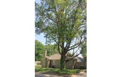 157 N Edgemoor St, Wichita, KS 67208