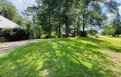 2112 Woodlands Dr., Mccomb, MS 39648