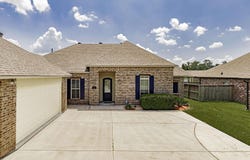 13232 Dutchtown Lakes Dr, Geismar, LA 70734