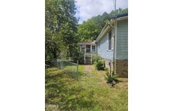 4916 Jasper Road, Duffield, VA 24244