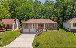 1308 SW 20TH Street, Blue Springs, MO 64015