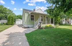 352 W Tacoma Street, Clawson, MI 48017