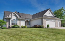 9738 Kalmia Court, Fort Wayne, IN 46804