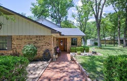 120 Turner Cir, Mabank, TX 75156