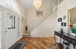 190 Lake Drive S, Algonquin, IL 60102