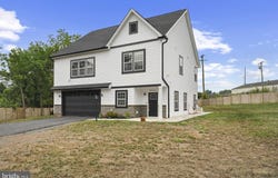 8321 MAPLEWOOD DRIVE, MANASSAS, VA 20111