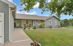 8244 SW Indian Hills RD, Auburn, KS 66402