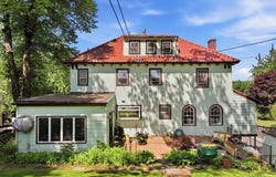 32 Terrace Dr, Worcester, MA 01609