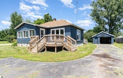 7388 W Esmond Road, Hale, MI 48739
