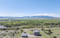 275 Convict Grade Road, Livingston, MT 59047