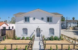 5317 Saturn St, Los Angeles, CA 90019