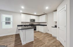 216 Harris Walk, West Point, GA 31833