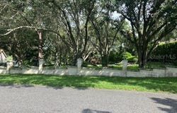 114 W MAGNOLIA AVENUE, HOWEY IN THE HILLS, FL 34737