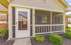 735 Windsor Lane, Heath, OH 43056