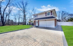 10 Carol Drive, Bethpage, NY 11714