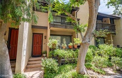 21901 Burbank Boulevard, Woodland Hills, CA 91367