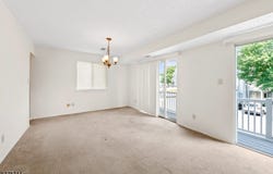 66 Garden Ct, Roxbury Twp., NJ 07876-1254