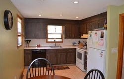 2 Leominster Rd, Dedham, MA 02026