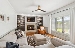 5438 Ponderosa Drive, West Des Moines, IA 50266