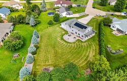 W6605 FLAGSTONE Court, GREENVILLE, WI 54942