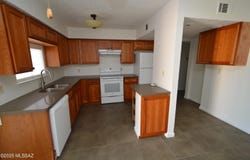 1620 N Wilmot Road, Tucson, AZ 85712