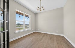 5709 E County Rd 94, Midland, TX 79706