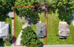 320 Allcutt Avenue, Bonner Springs, KS 66012
