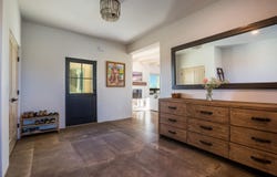 177 Upper Las Colonias Road, El Prado, NM 87529-0000