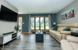 407 K Avenue, Grundy Center, IA 50638