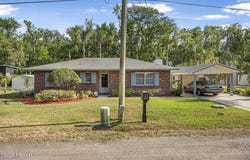 1877 Riveredge Drive, Astor, FL 32102