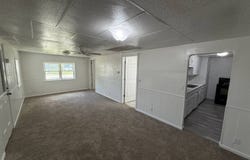 906 Walnut St, Beloit, KS 67420