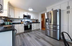 18 Cobb Rd, Ashburnham, MA 01430