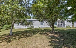 422 Hoover Street, Pomona, KS 66076
