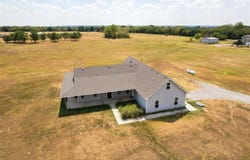 3356 E Maple Road, Purcell, OK 73080