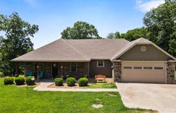 25501 Downing Avenue, Warsaw, MO 65355