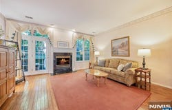1179 Chedworth Circle, Mahwah, NJ 07430