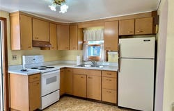 685 Main Street W, Isle, MN 56342