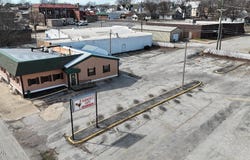 608 E Broadway, Monett, MO 65708