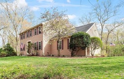 24 Oleary Rd, Marlborough, MA 01752