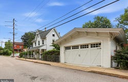 733 MAIN Street, BROOKHAVEN, PA 19015