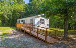 489 Berkeley, Carlton, GA 30627