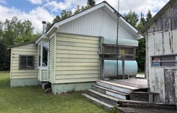 13182 S Forrest Side Rd, Dafter, MI 49724