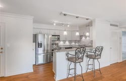 310 W 49th Street, Kansas City, MO 64112